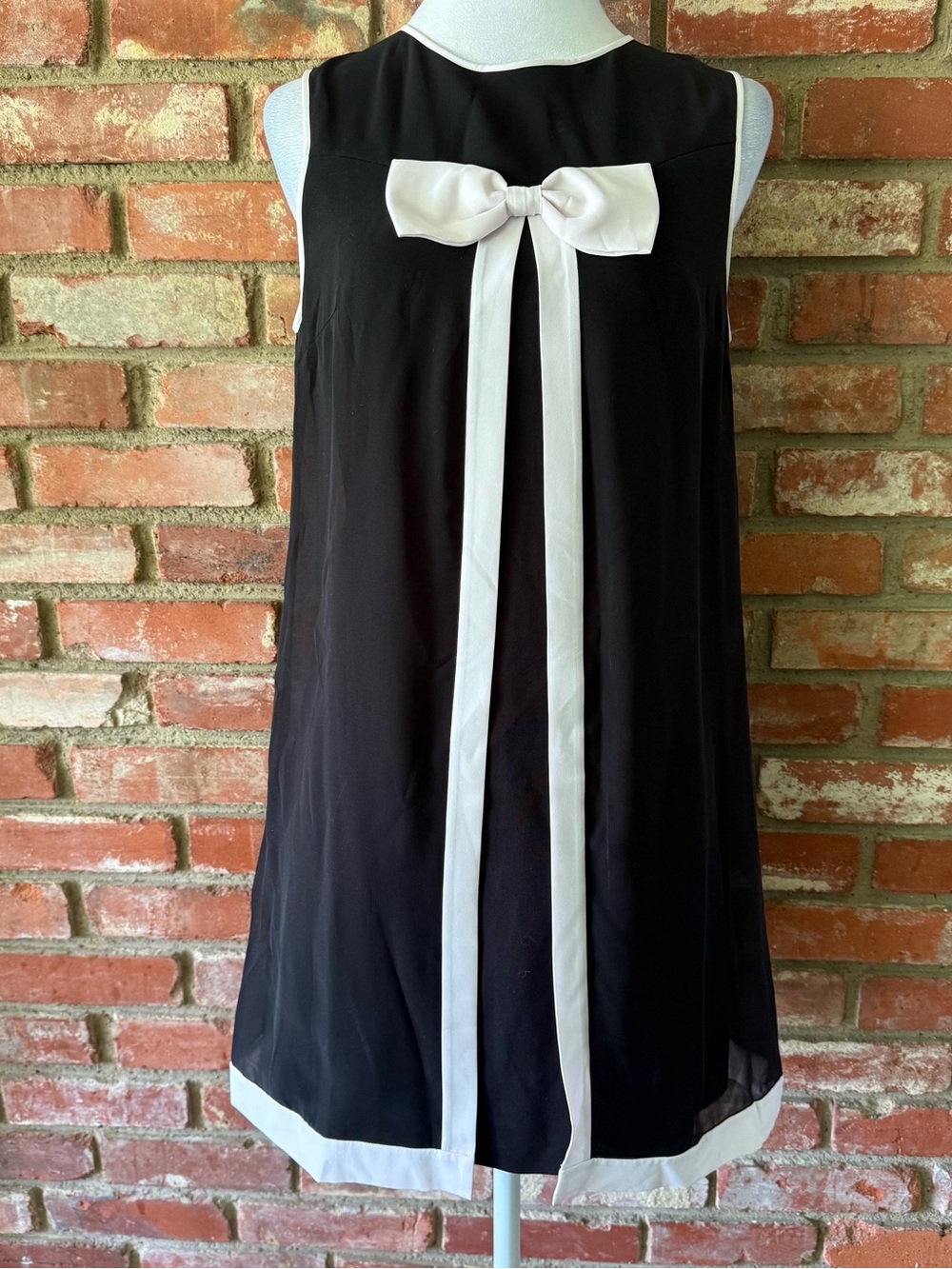 Josa Black Bow Mod Inspired Dress
